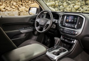 2016-Chevy-Colorado-Duramax-diesel-interior